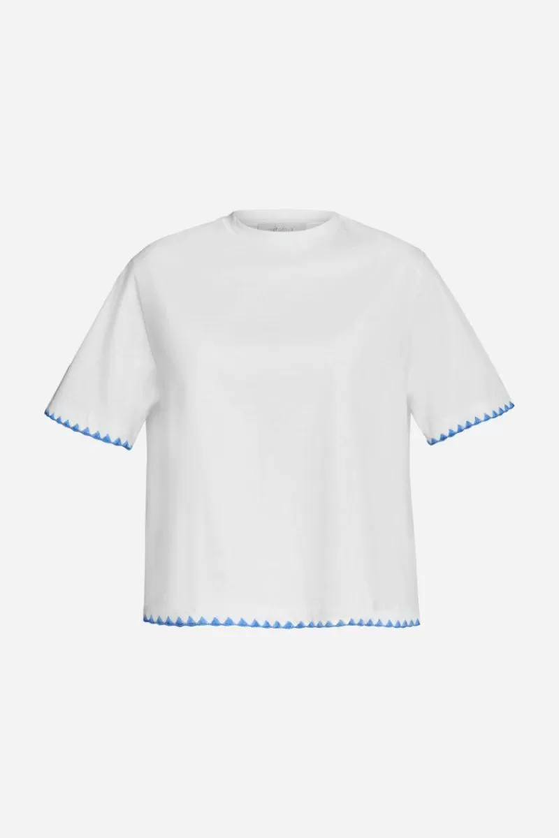 Rich & Royal Weißes T-Shirt Mit Blauen Stickereien | Damen T-Shirts